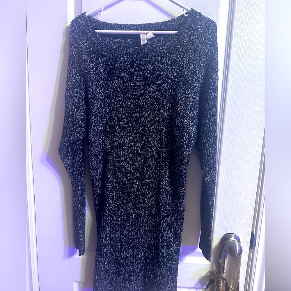 3/$30 ✨ Sweater dress​​